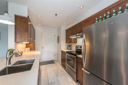 262185686-9 at 3001 Laurel Street, Fairview VW, Vancouver West
