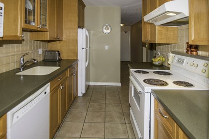 262183431-4 at 206 - 1155 West 11th Avenue, Fairview VW, Vancouver West