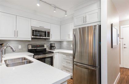 262146358-14 at 210 - 228 East 18th Avenue, Main, Vancouver East