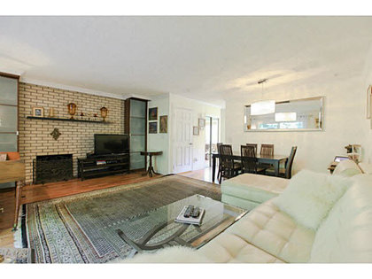 261901142-6 at A - 237 Evergreen Drive