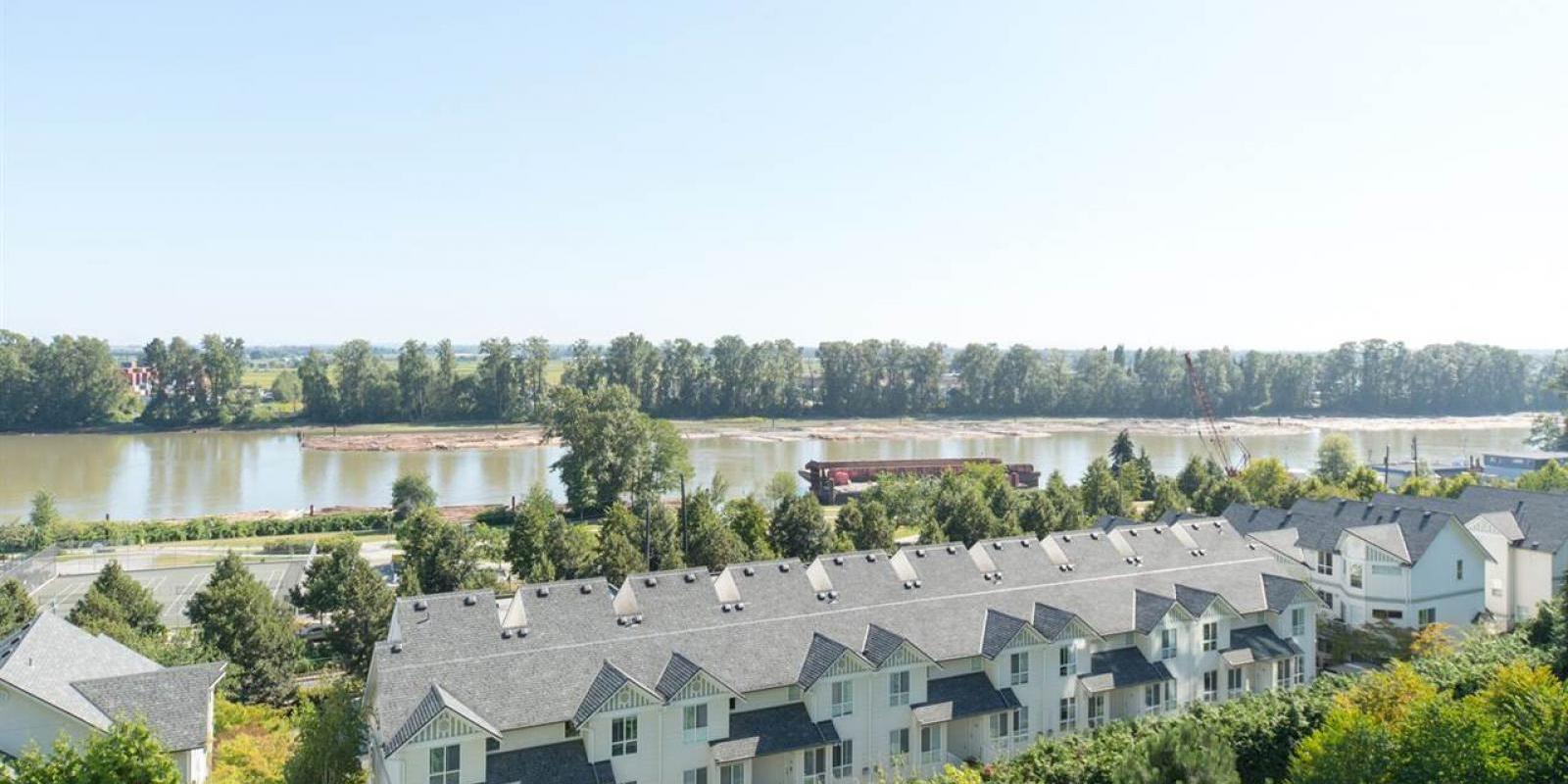 902 - 2763 Chandlery Place, Fraserview VE, Vancouver East 