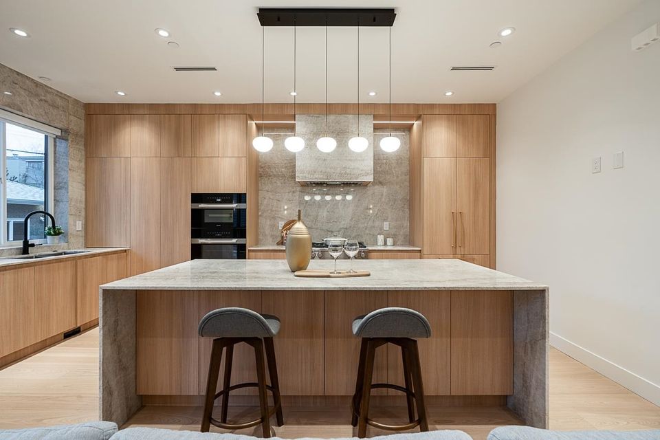 2565-w-2nd-avenue-kitsilano-vancouver-west-11 at 2565 W 2nd Avenue, Kitsilano, Vancouver West