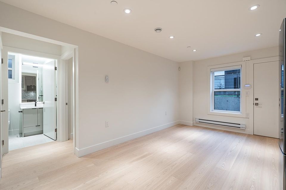 2565-w-2nd-avenue-kitsilano-vancouver-west-31 at 2565 W 2nd Avenue, Kitsilano, Vancouver West