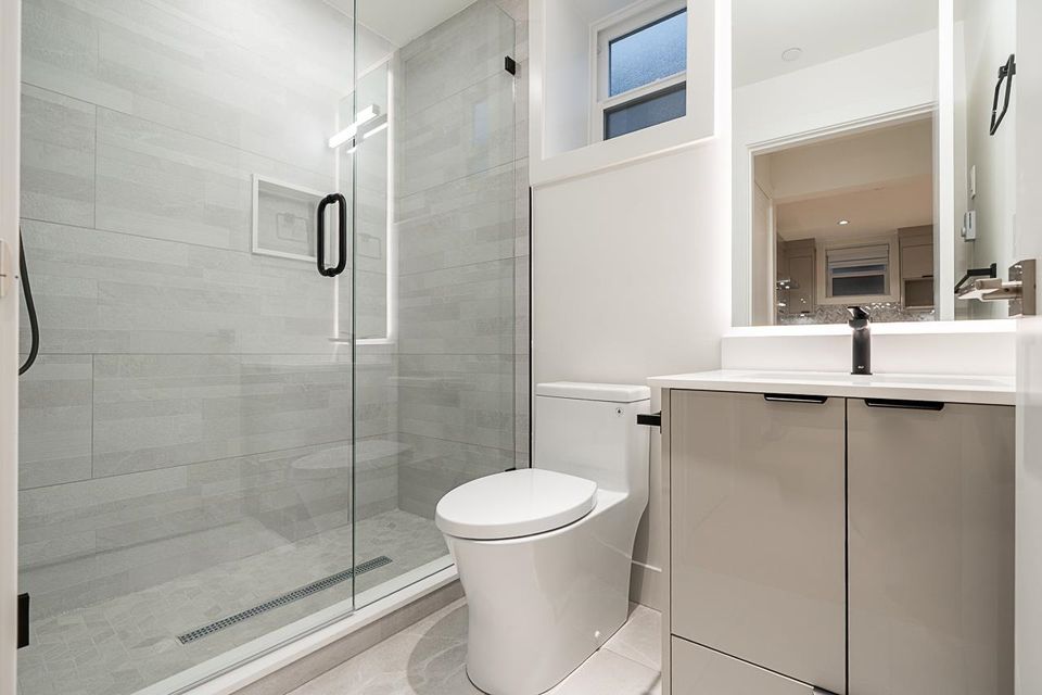 2565-w-2nd-avenue-kitsilano-vancouver-west-33 at 2565 W 2nd Avenue, Kitsilano, Vancouver West