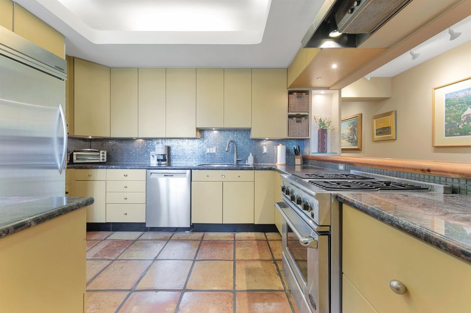 2015-beach-avenue-west-end-vw-vancouver-west-13 at 302 - 2015 Beach Avenue, West End VW, Vancouver West