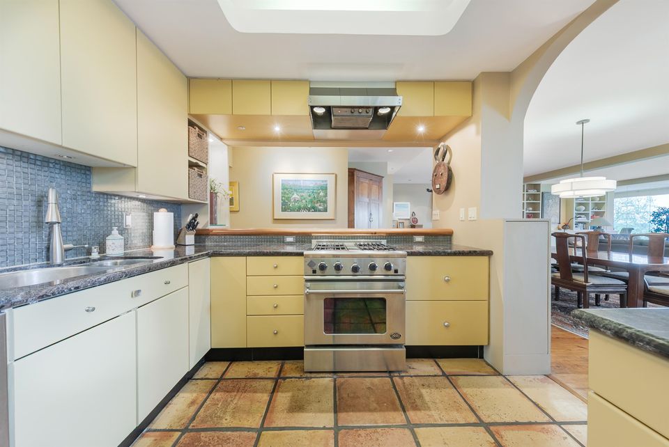 2015-beach-avenue-west-end-vw-vancouver-west-14 at 302 - 2015 Beach Avenue, West End VW, Vancouver West