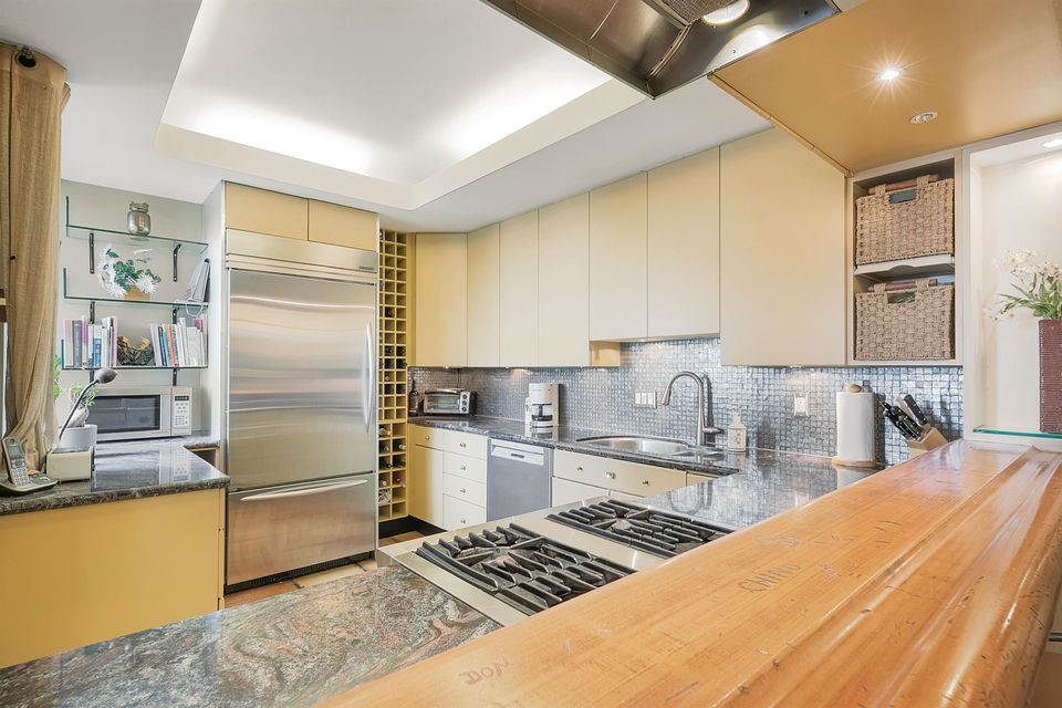 2015-beach-avenue-west-end-vw-vancouver-west-17 at 302 - 2015 Beach Avenue, West End VW, Vancouver West