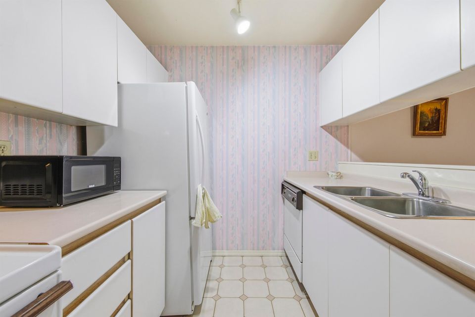 1230-haro-street-west-end-vw-vancouver-west-08 at 412 - 1230 Haro Street, West End VW, Vancouver West