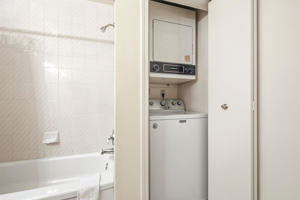 1230-haro-street-west-end-vw-vancouver-west-22 at 412 - 1230 Haro Street, West End VW, Vancouver West