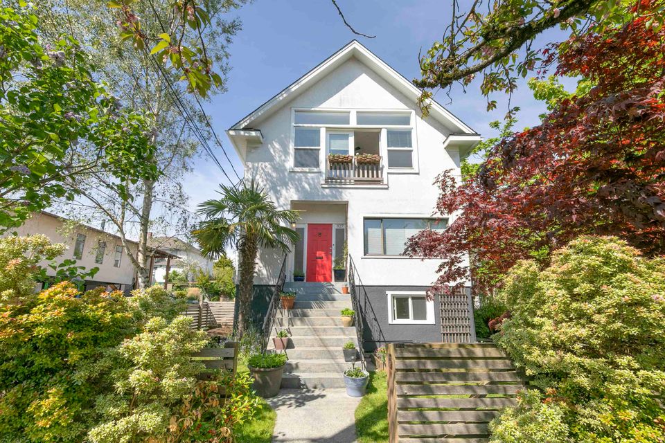 827-e-16th-avenue-mount-pleasant-ve-vancouver-east-02 at 827 E 16th Avenue, Mount Pleasant VE, Vancouver East