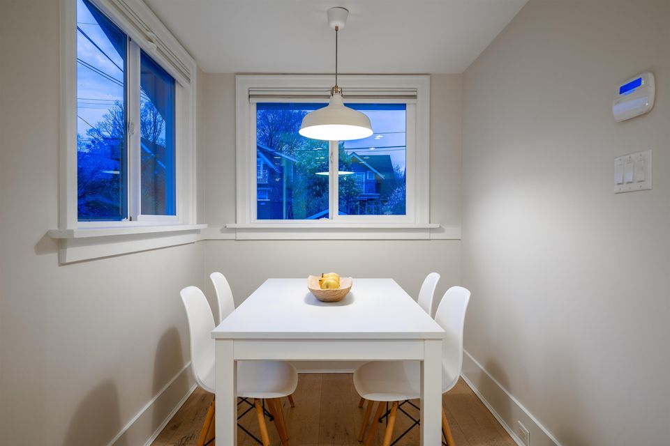 10 at 2011 Creelman Avenue, Kitsilano, Vancouver West