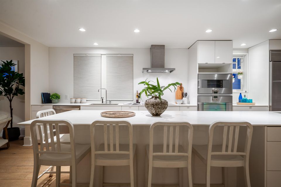 6 at 2011 Creelman Avenue, Kitsilano, Vancouver West
