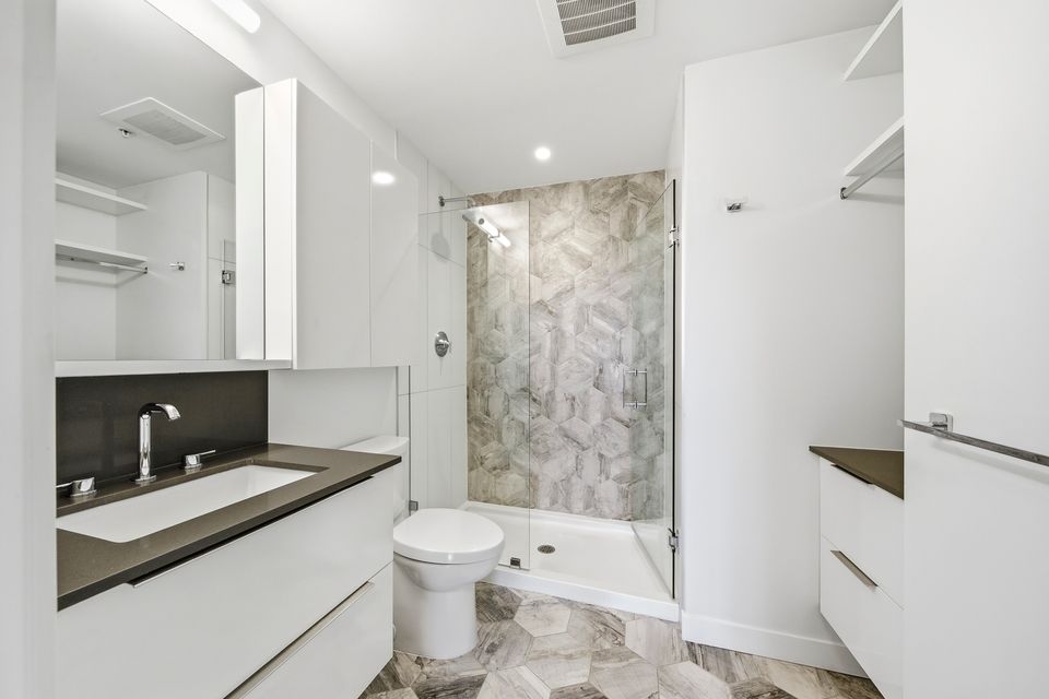 5 at 501 - 379 E Broadway, Mount Pleasant VE, Vancouver East