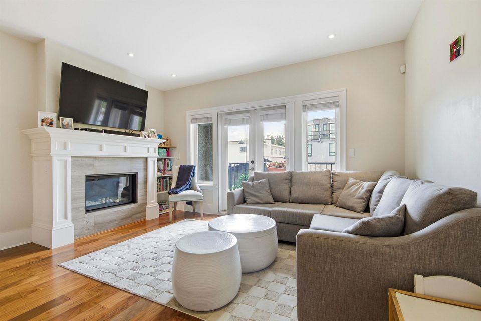 2436-w-8th-avenue-kitsilano-vancouver-west-20 at 2436 W 8th Avenue, Kitsilano, Vancouver West