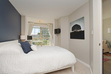 7 at 703 - 819 Hamilton Street, Downtown VW, Vancouver West
