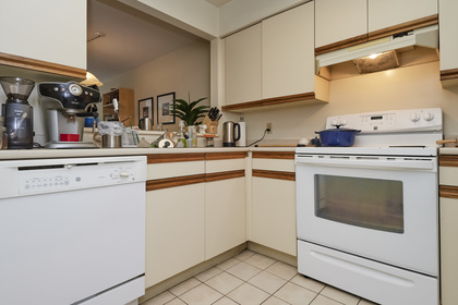 13 at 307 - 650 Moberly Road, False Creek, Vancouver West