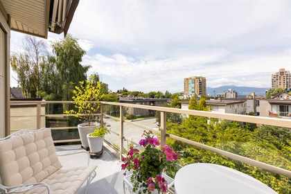 6 at PH 401 - 1586 West 11th Avenue, Vancouver West
