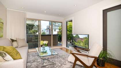 2 at 205 - 1260 West 10th Avenue, Fairview VW, Vancouver West
