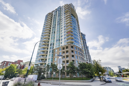 1 at 801 - 120 Milross Avenue, Downtown VE, Vancouver East