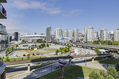 13 at 801 - 120 Milross Avenue, Downtown VE, Vancouver East