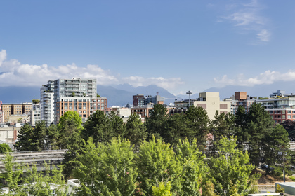 15 at 801 - 120 Milross Avenue, Downtown VE, Vancouver East
