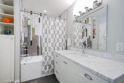 18 at 609 Shannon Crescent, North Vancouver