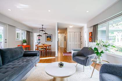 3 at 609 Shannon Crescent, North Vancouver