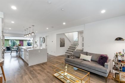 6 at 6828 Ontario Street, Vancouver East