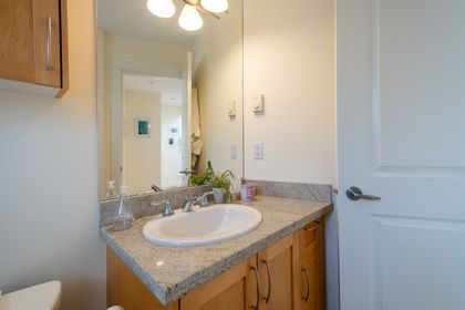 8 at 401 - 1586 West 11t Avenue, Fairview VW, Vancouver West