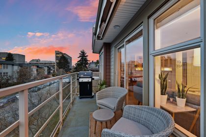 twilight-15 at 401 - 1586 West 11t Avenue, Fairview VW, Vancouver West