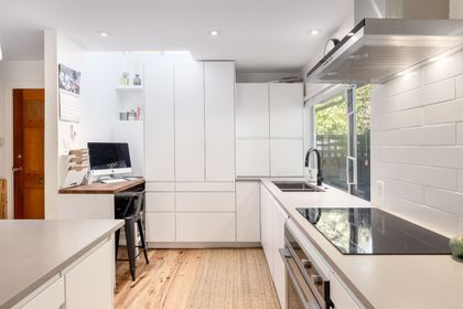 8 at 160 East 17th Avenue, Vancouver East