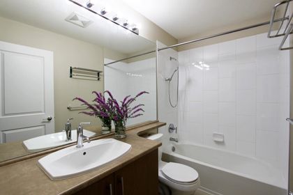 5 at 39 - 9800 Odlin Road